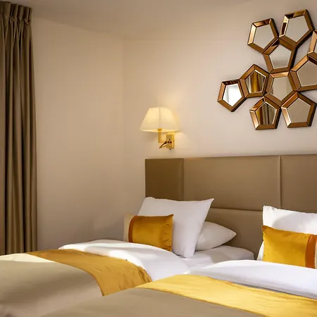 De Suede Saint Germain 4*