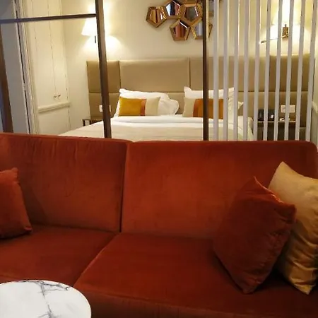 De Suede Saint Germain