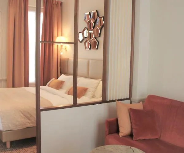 Szálloda De Suede Saint Germain 4*