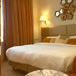 De Suede Saint Germain 4*