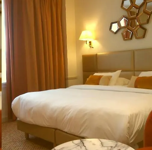 De Suede Saint Germain 4*